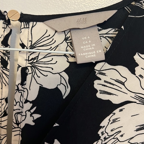 H & M Black/white Floral Jumpsuit Size6 - Picture 2 of 4